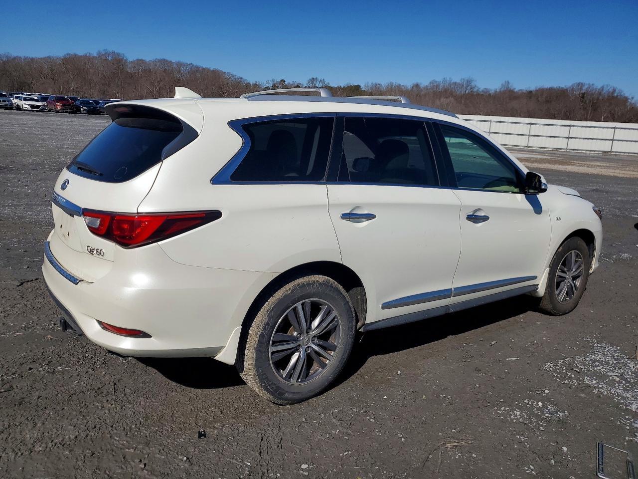 2016 Infinity Qx60