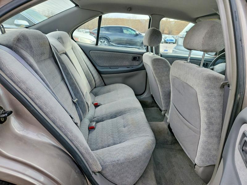 2000 Nissan Altima xe