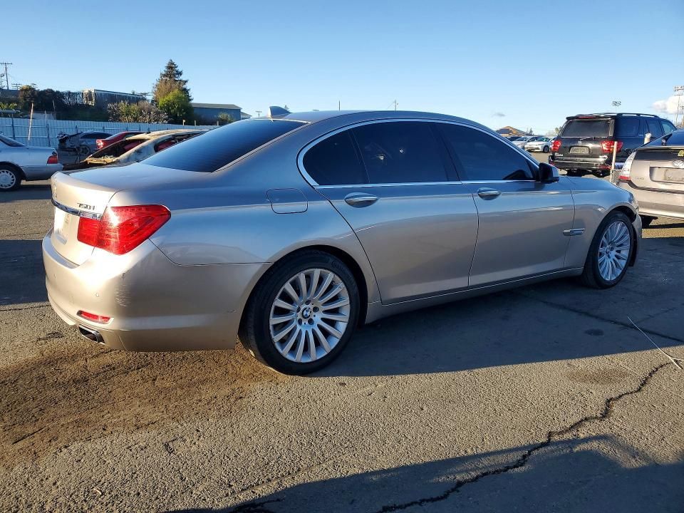 2009 BMW 750 i