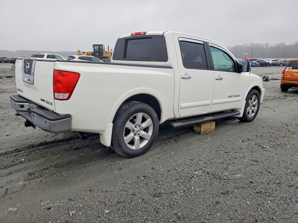 2010 Nissan Titan SE