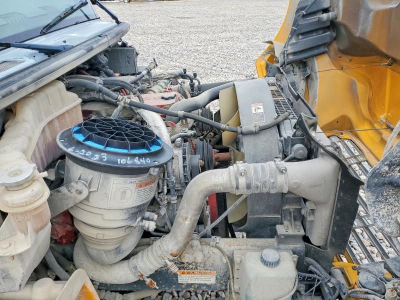 2012 Freightliner Chassis B2-school bus