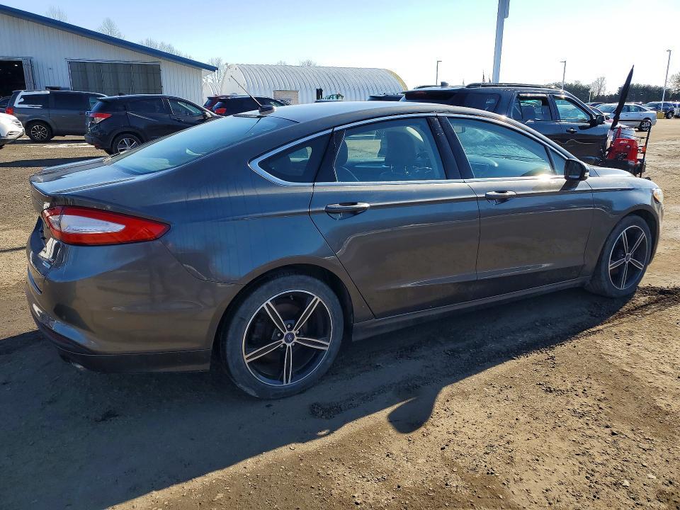 2015 Ford Fusion se