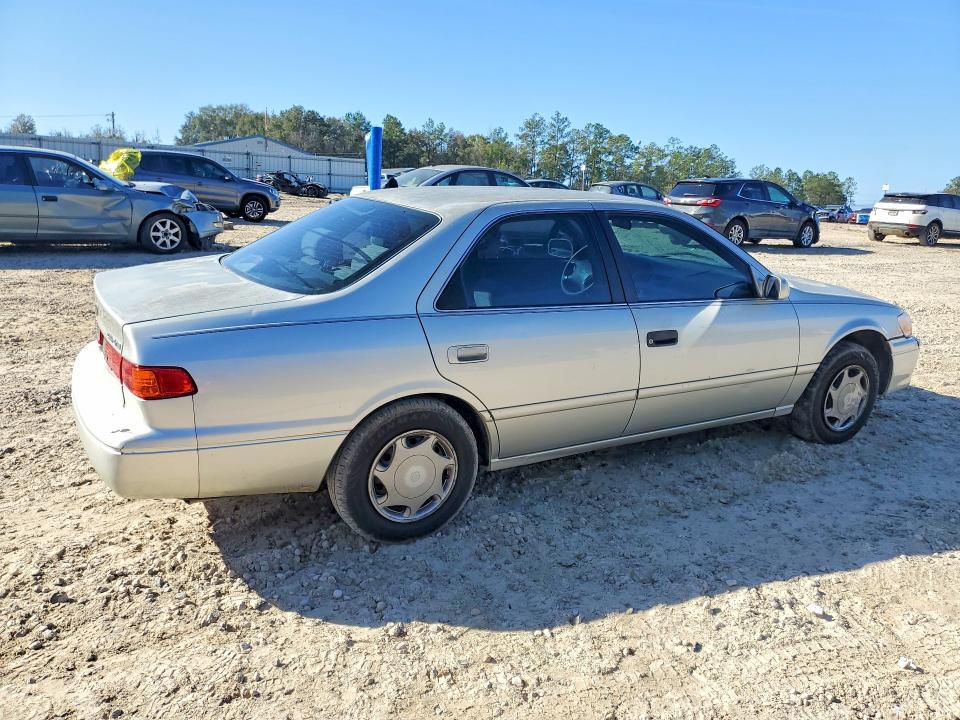 2000 Toyota Camry ce