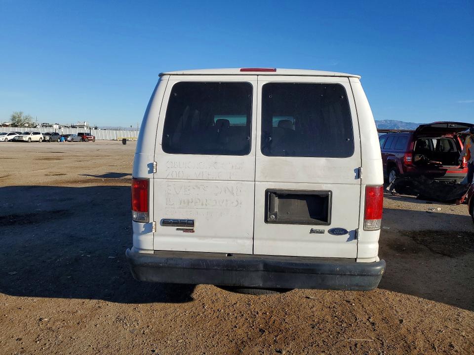 2009 Ford Econoline E350 Super Duty Wagon