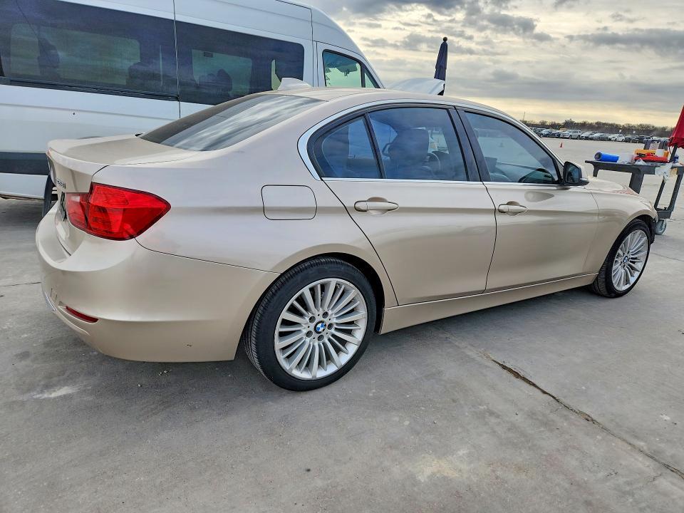 2015 BMW 328 i