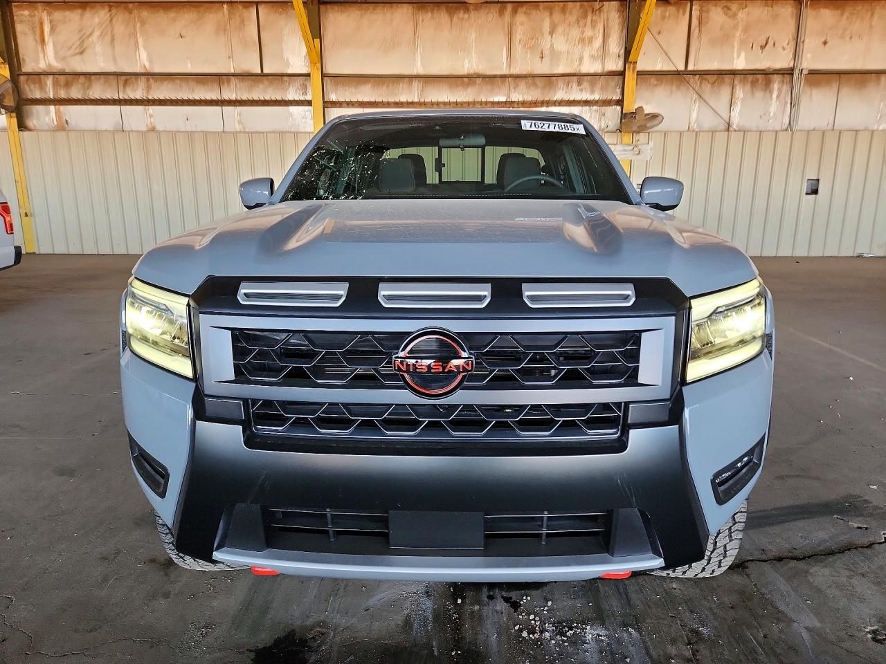 2025 Nissan Frontier s