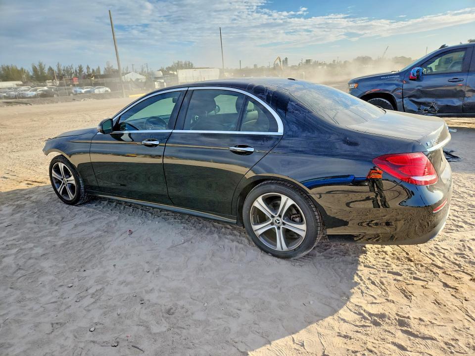 2019 Mercedes-Benz E 300