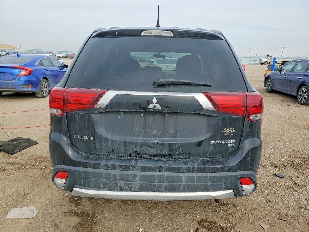 2016 Mitsubishi Outlander se