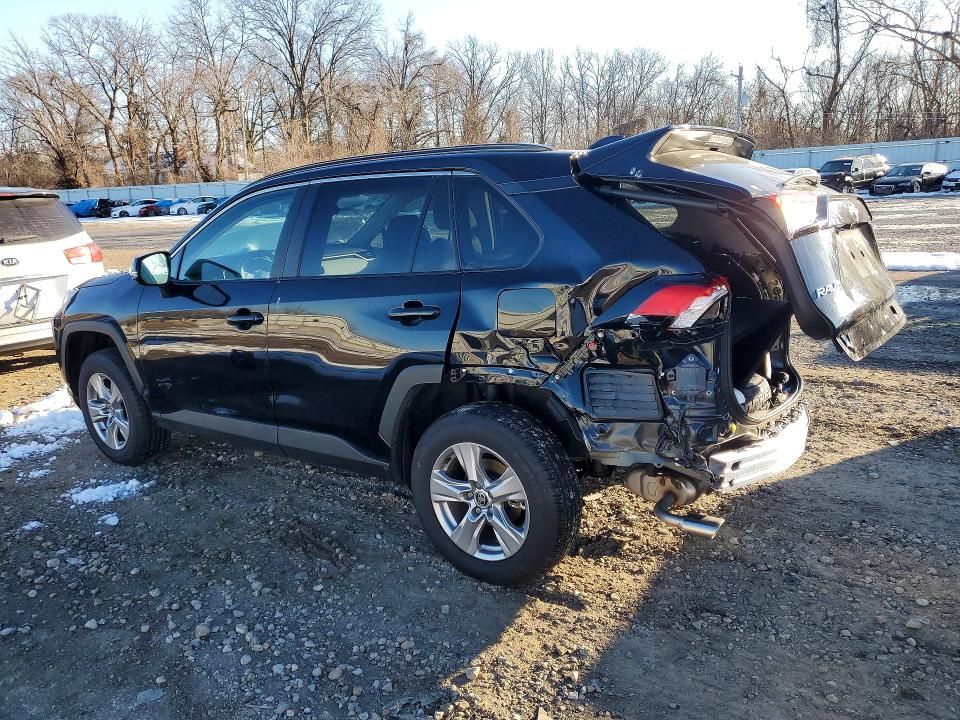 2025 Toyota Rav4 xle