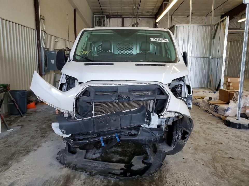 2023 Ford Transit T-250