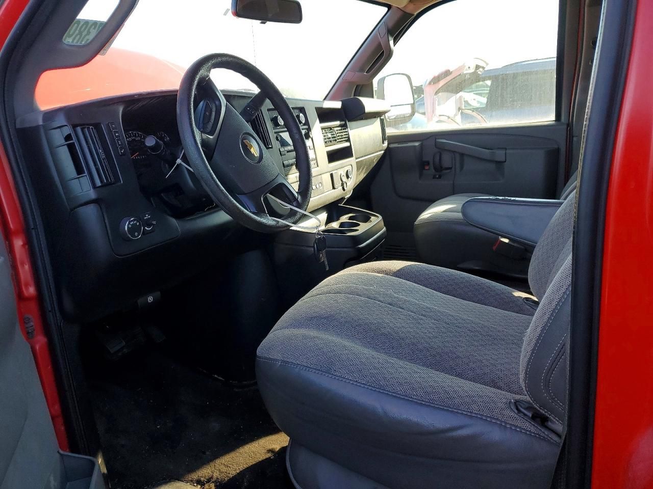 2016 Chevrolet Express G3500 LT