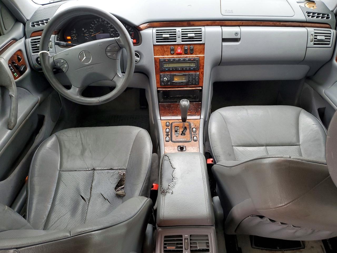 2000 Mercedes-Benz E 320