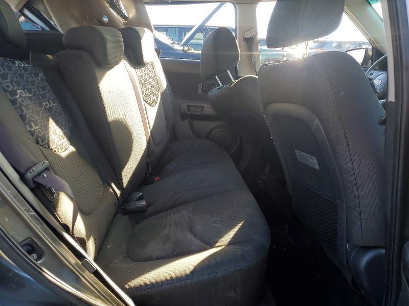 2010 KIA Soul +