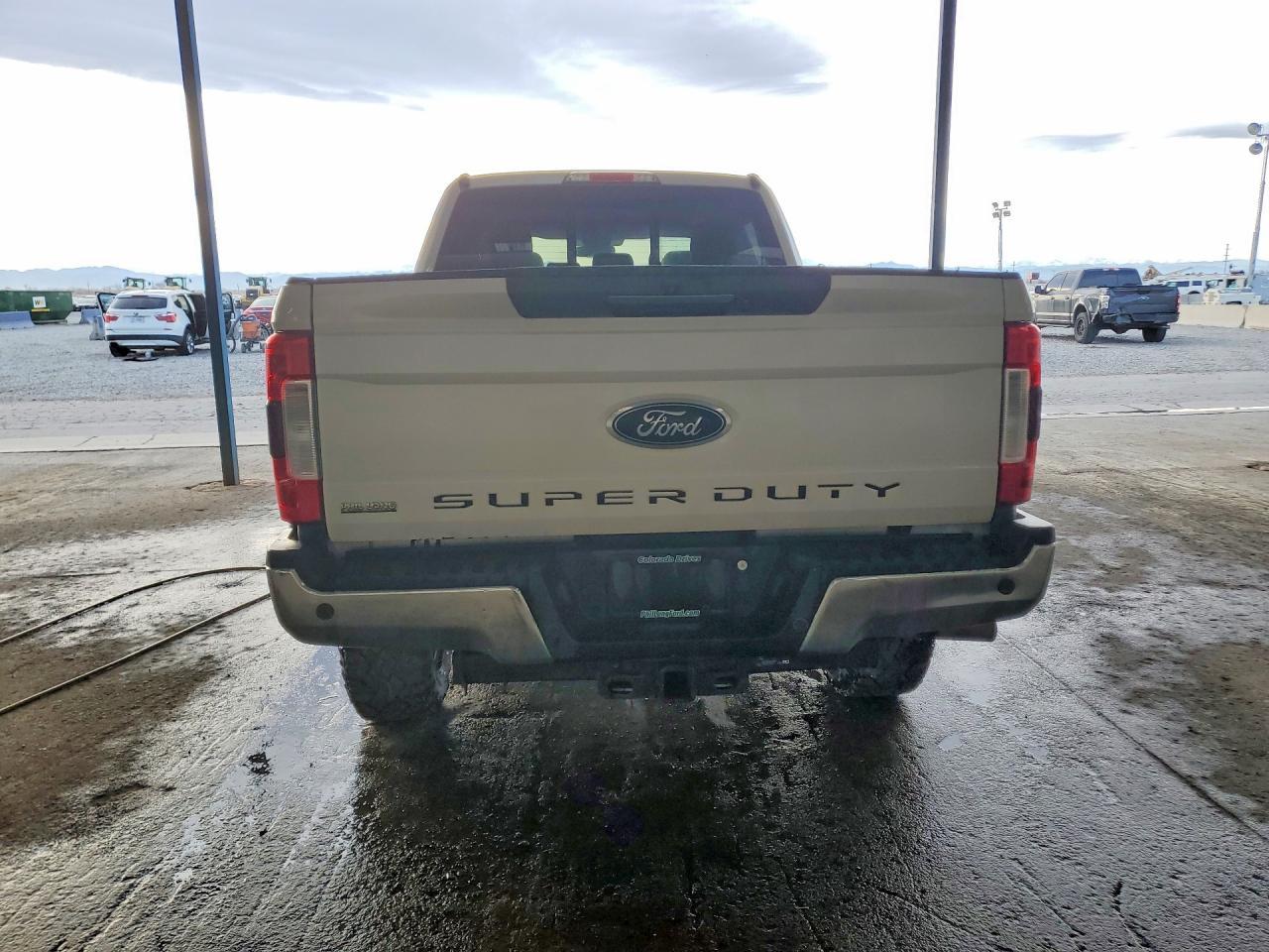 2019 Ford F250 Lariat 4WD 6.7L V8 Tdsl Crew Cab