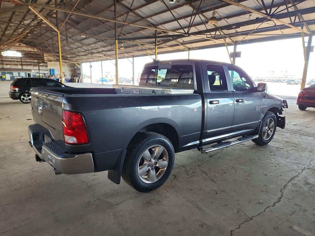 2017 Dodge Ram 1500 slt