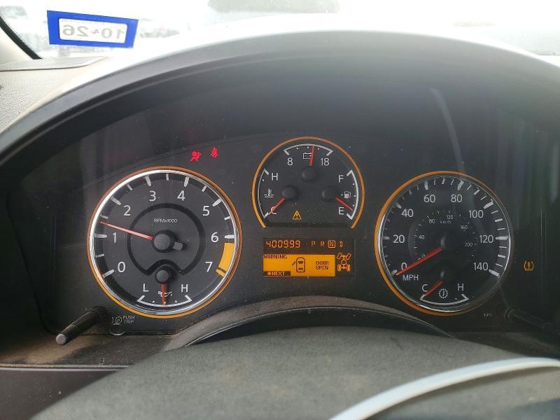 2011 Nissan Titan sv
