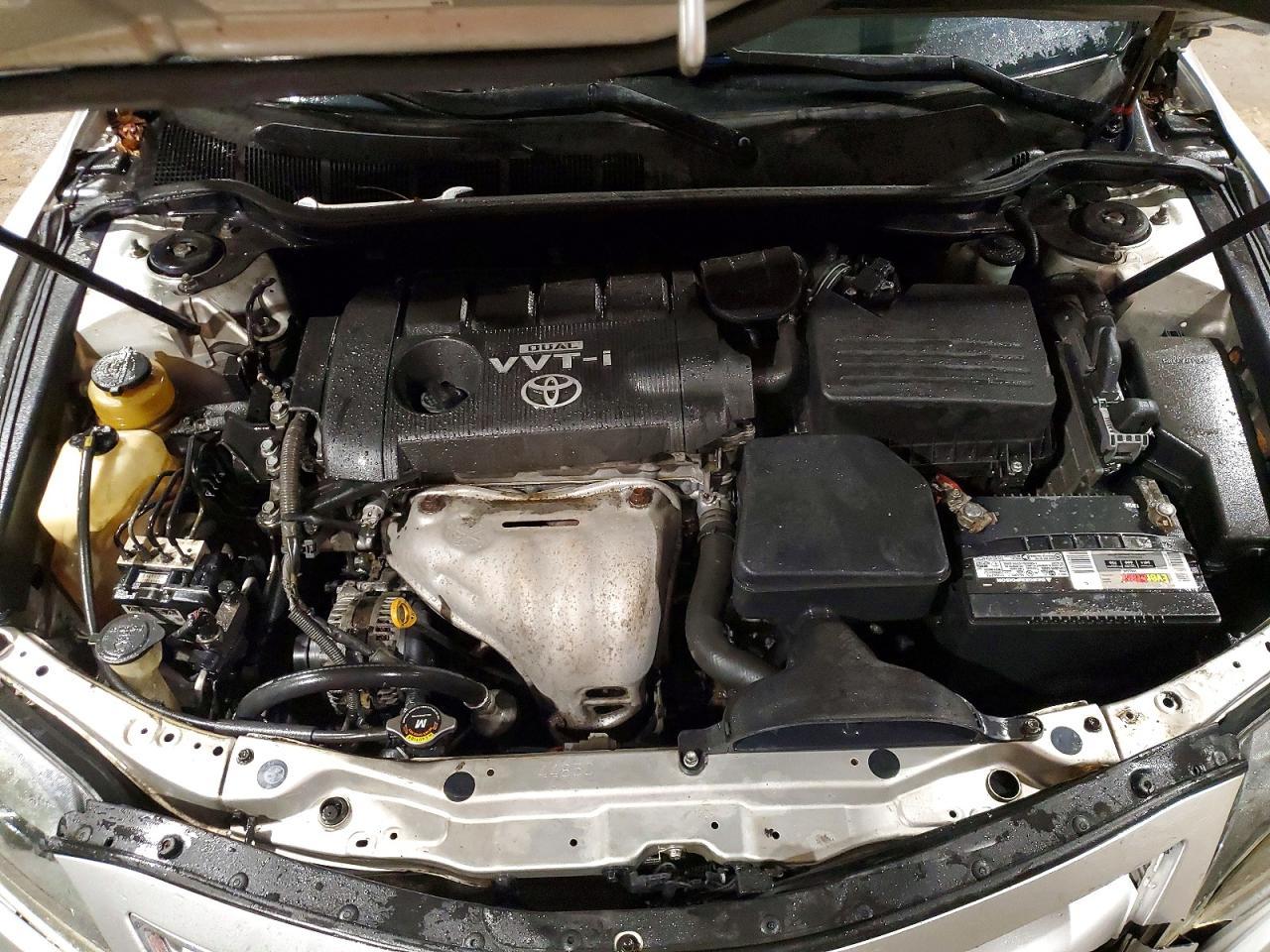 2010 Toyota Camry le