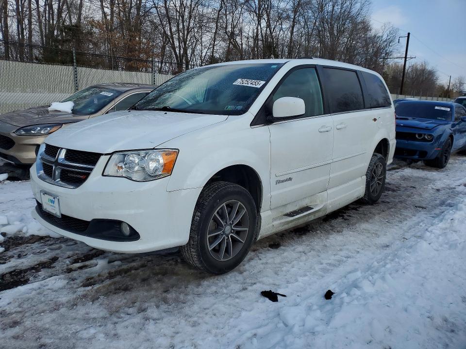 2017 Dodge Grand Caravan sxt