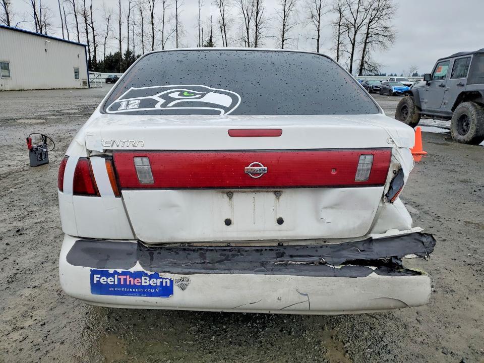1997 Nissan Sentra Base