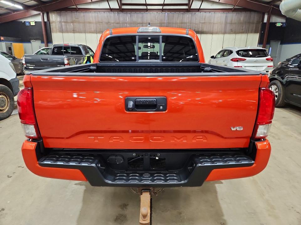 2016 Toyota Tacoma trd Sport