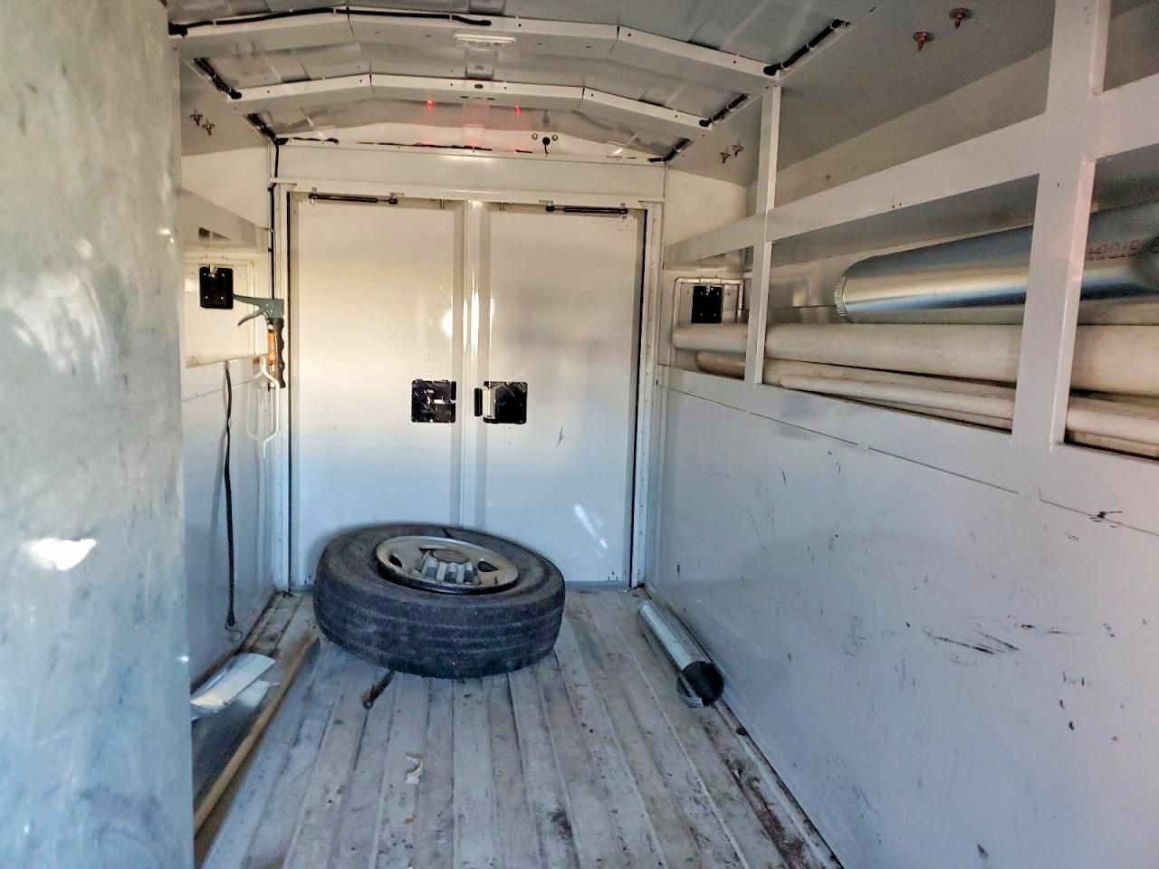 2022 GMC Savana CUT-Utility / Service Truck