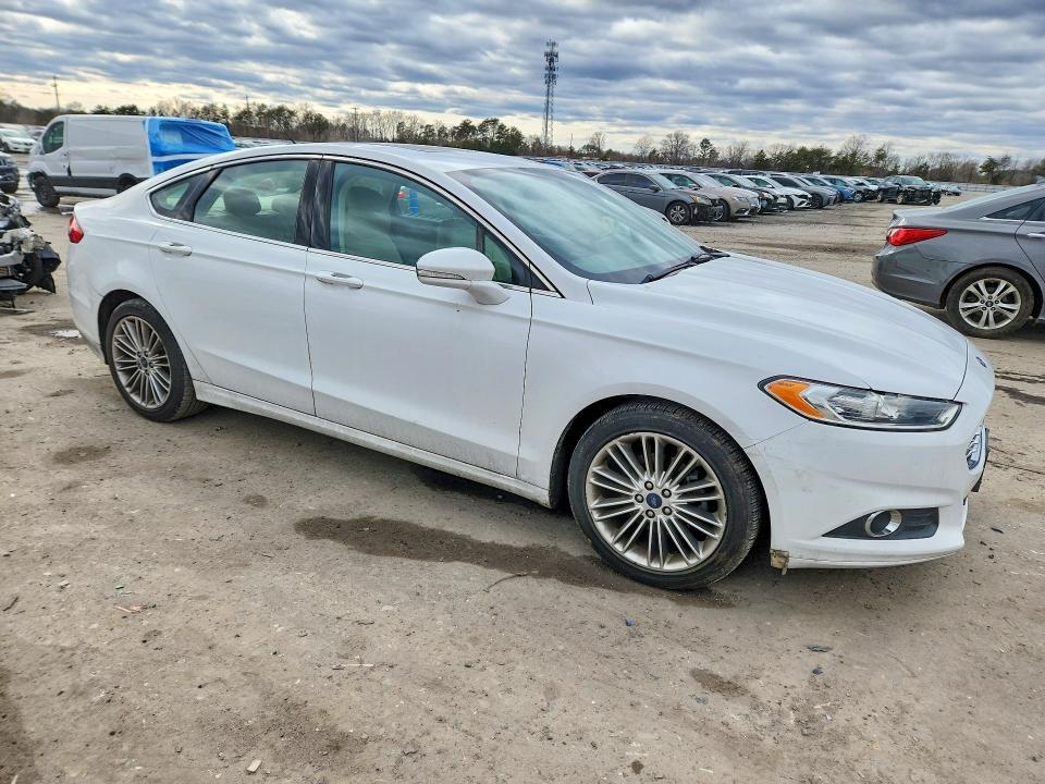 2013 Ford Fusion se