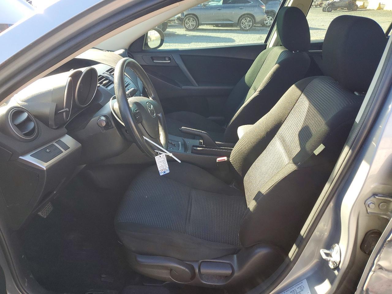 2013 Mazda 3 I