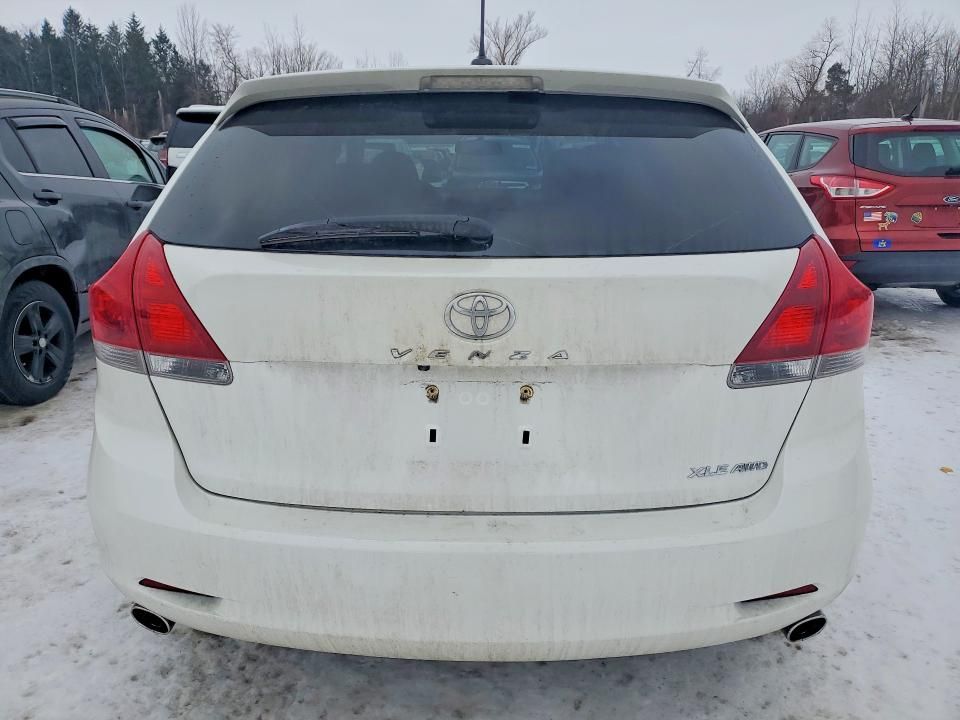 2015 Toyota Venza le