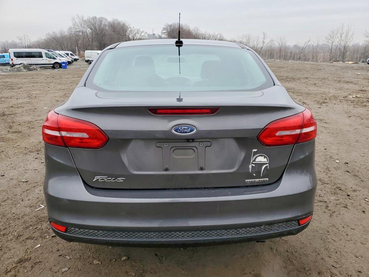 2015 Ford Focus s