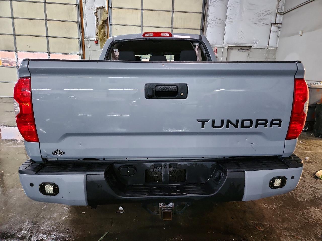 2018 Toyota Tundra Crewmax SR5