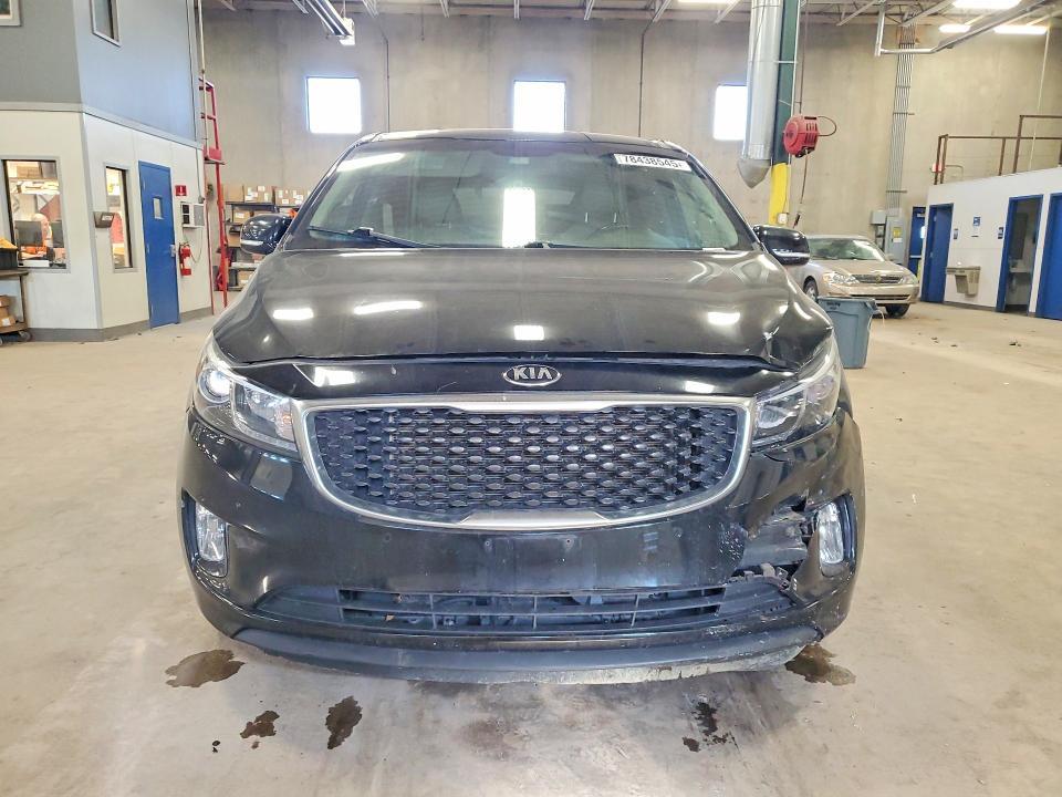 2017 KIA Sedona sx