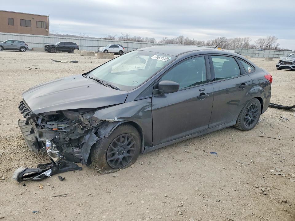 2016 Ford Focus s