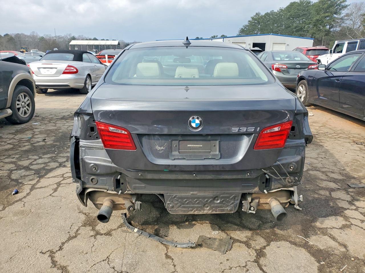 2011 BMW 535 i