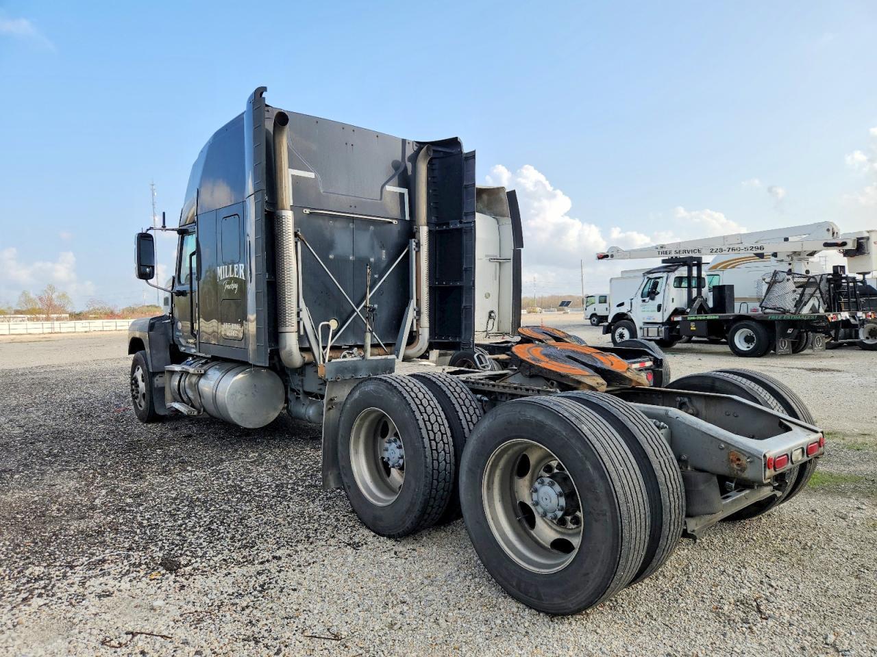 2020 Mack PI64T Semi Truck