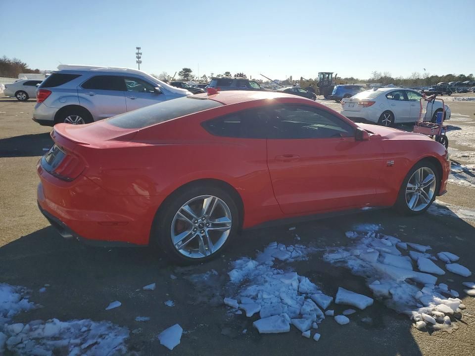 2020 Ford Mustang