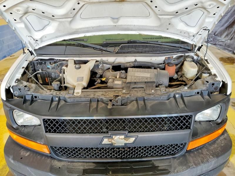 2016 Chevrolet Express 2500 Cargo Utility / Service van