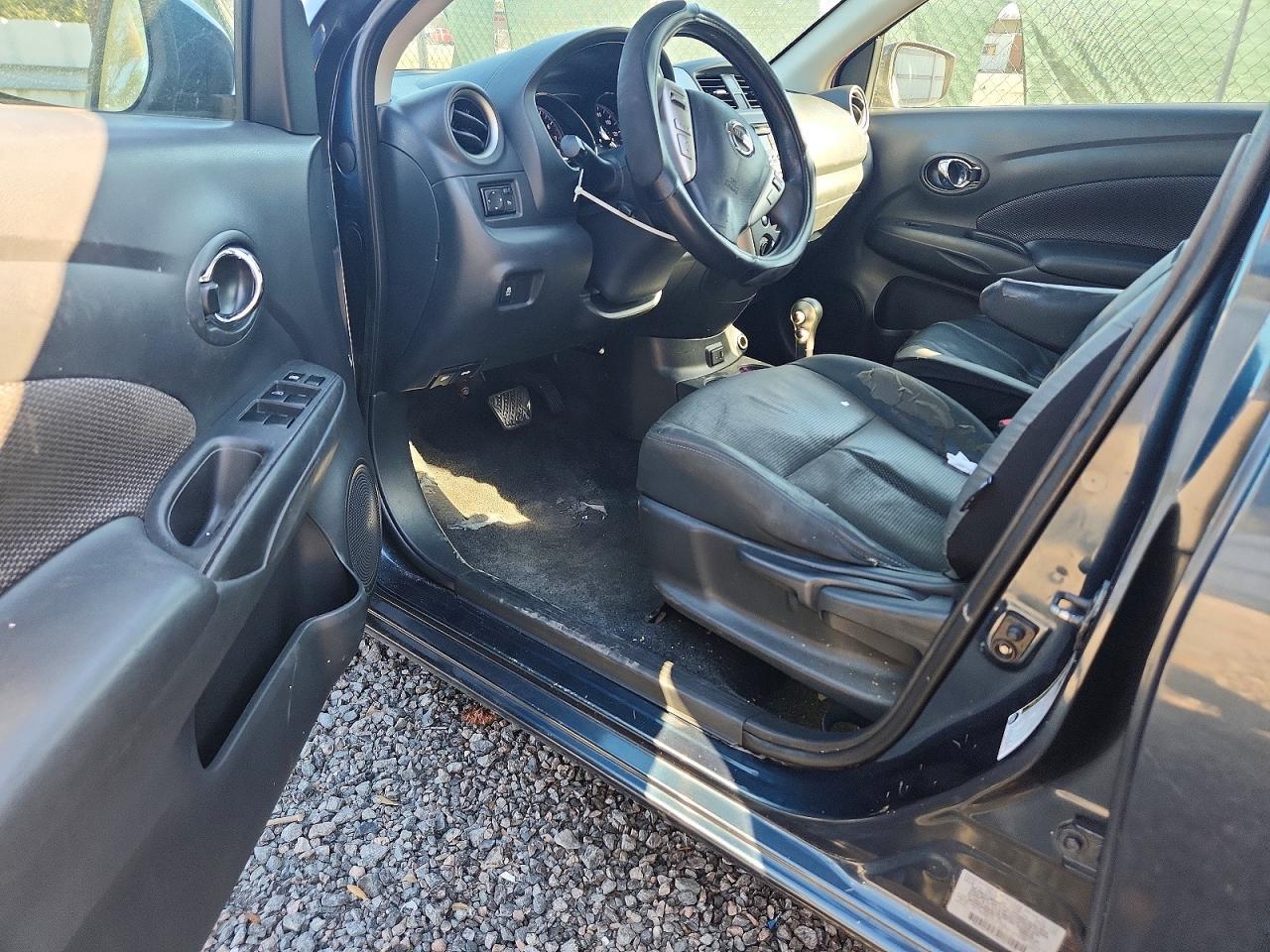 2017 Nissan Versa s