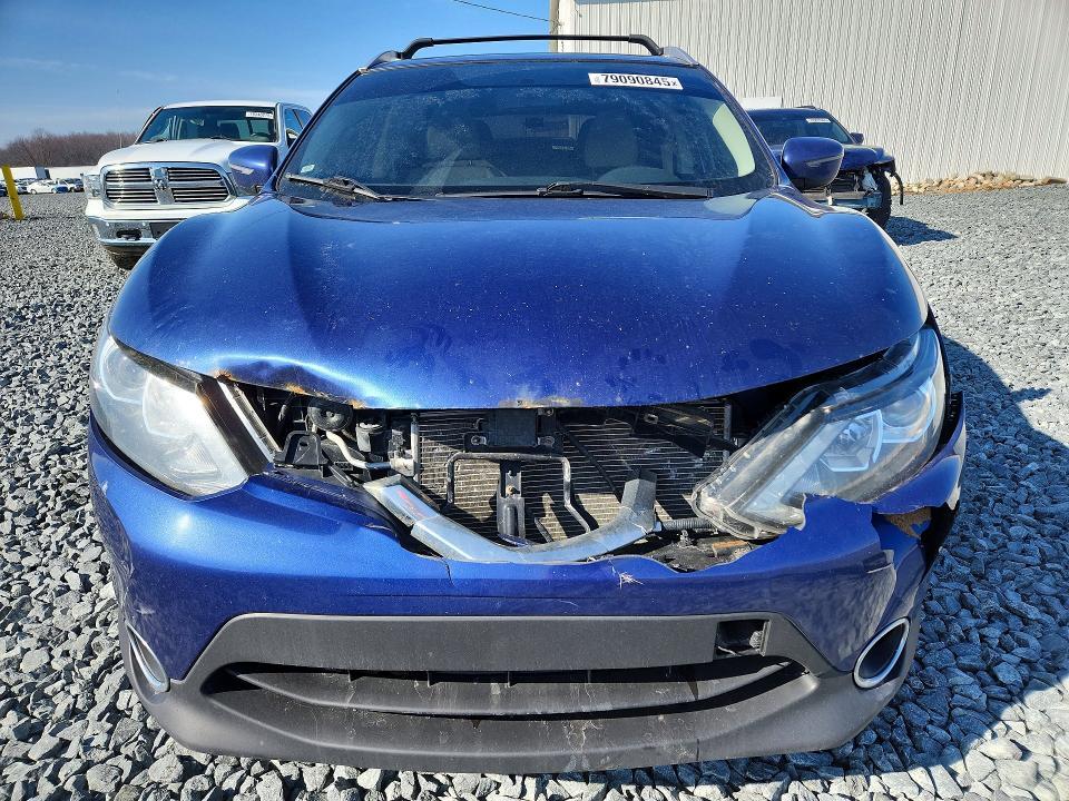2018 Nissan Rogue Sport sv