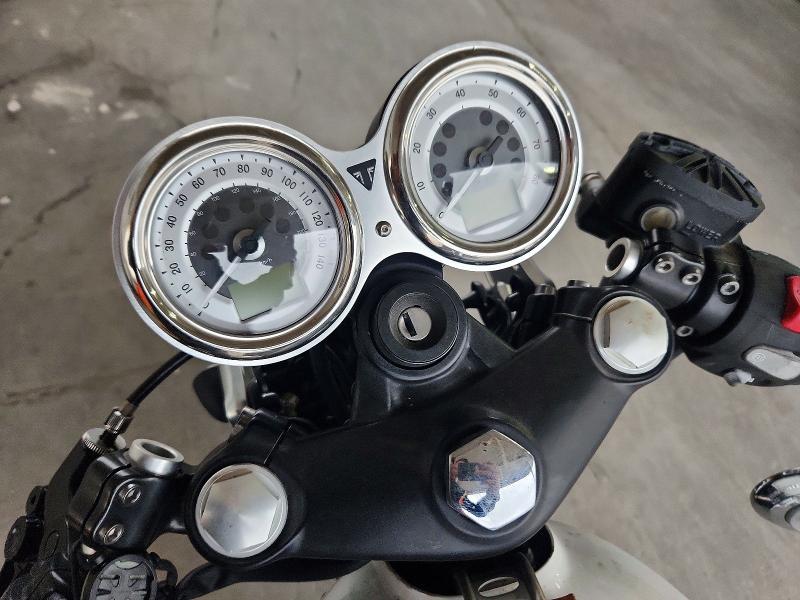 2016 Triumph Thruxton 1200