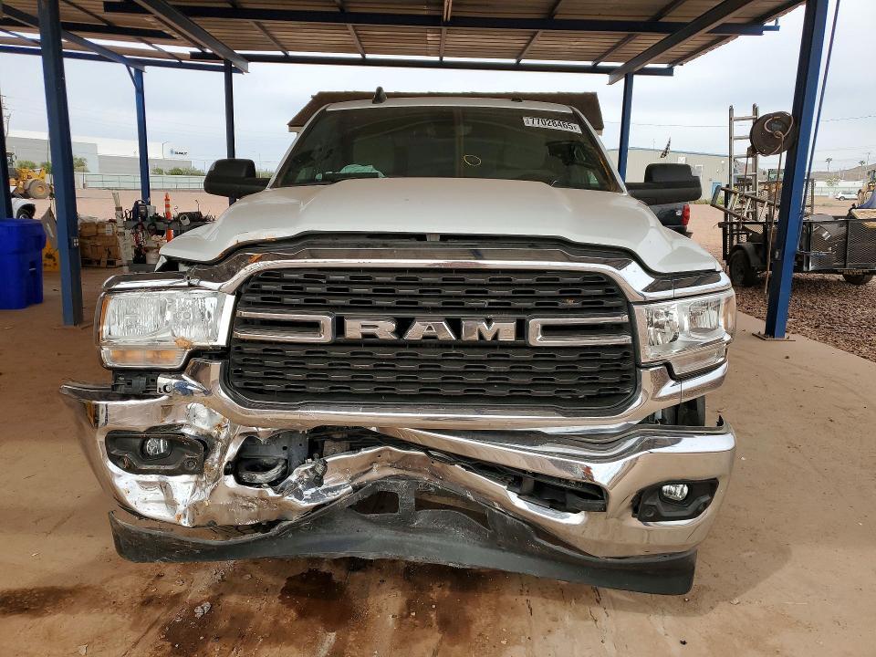 2022 Dodge Ram 2500 big Horn