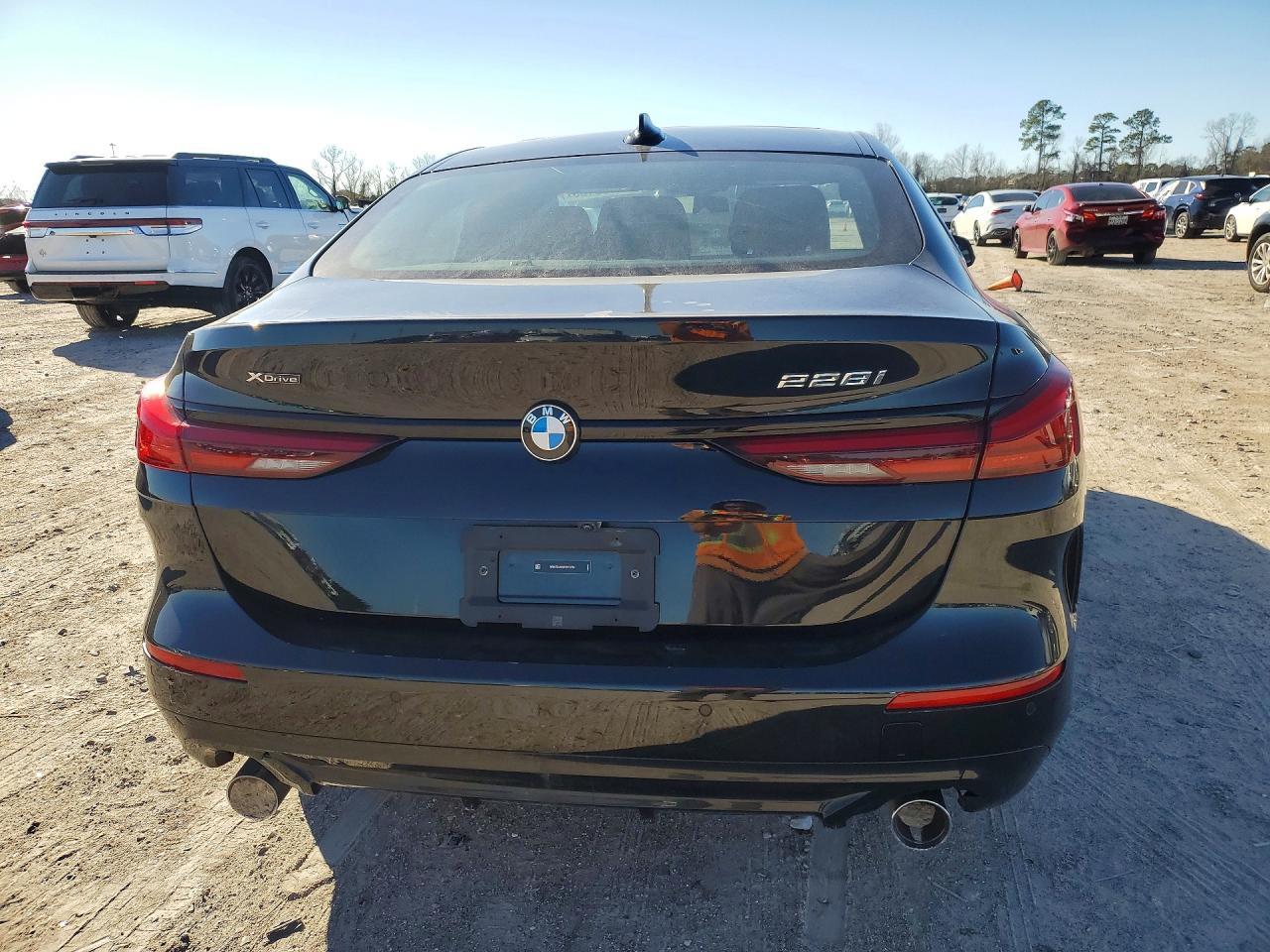 2024 BMW 228xi