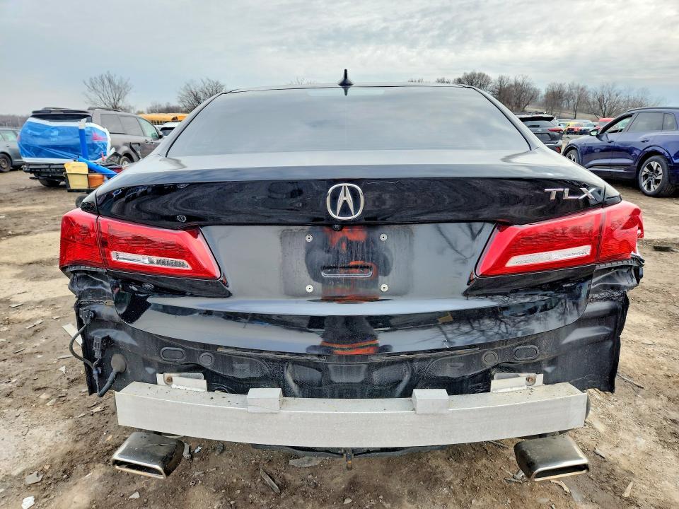 2018 Acura TLX