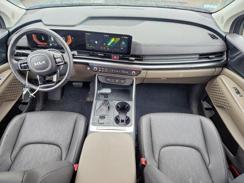 2025 KIA Carnival lx