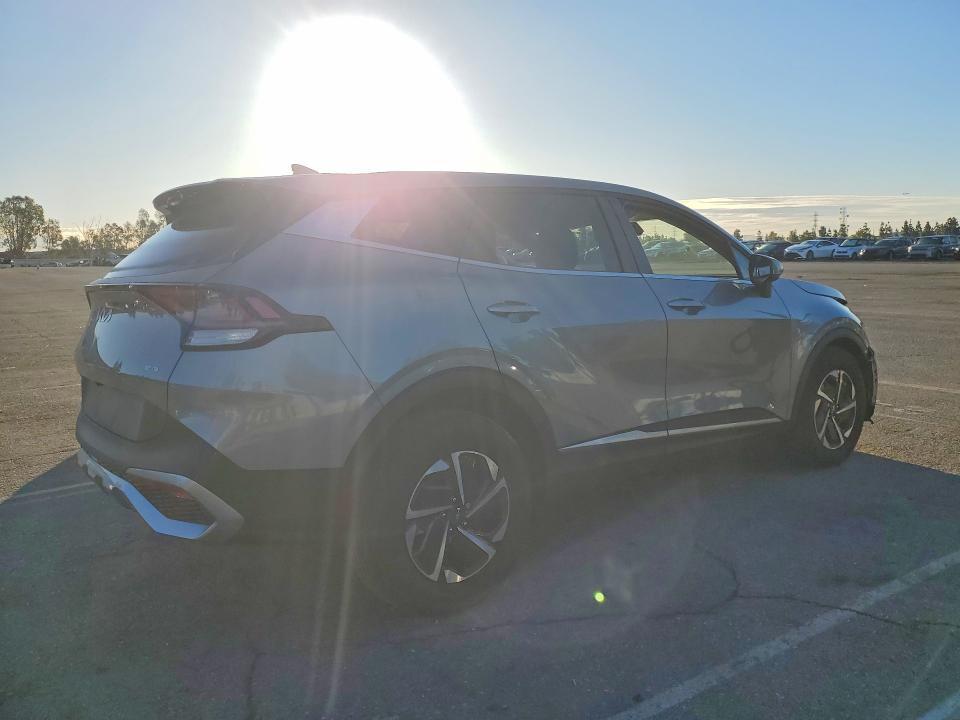 2025 KIA Sportage lx