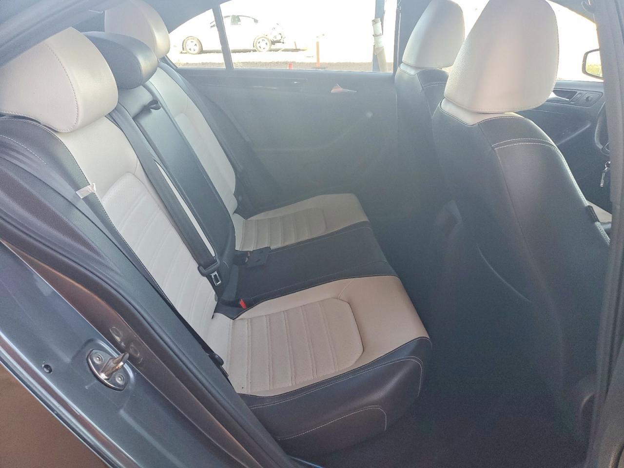 2015 Volkswagen Jetta se