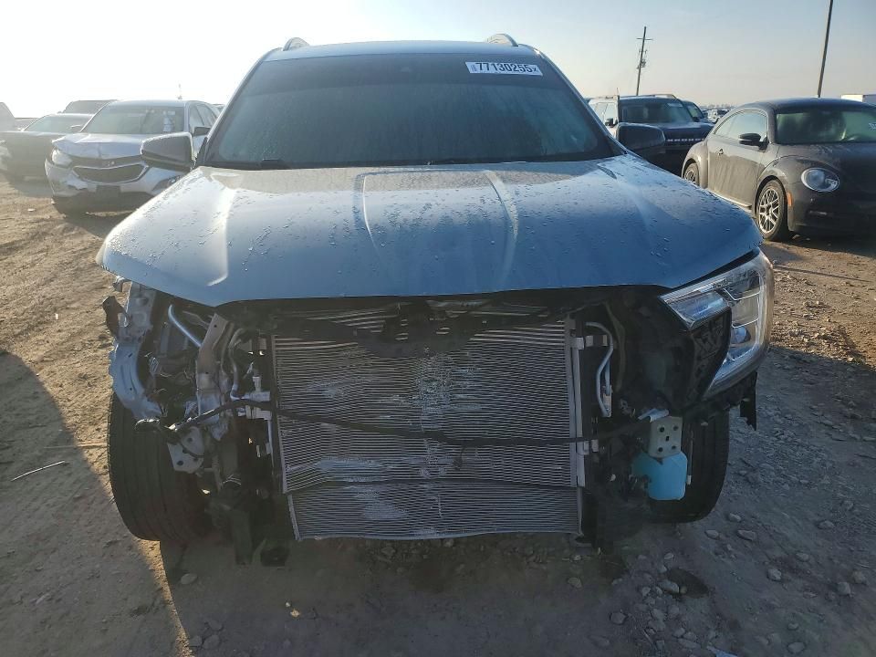 2024 GMC Terrain AT4