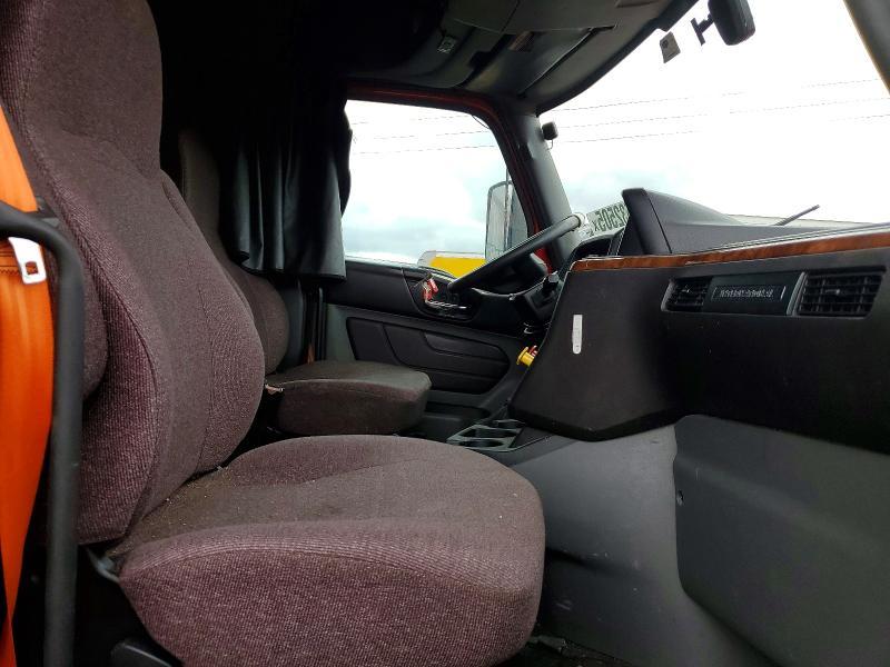 2020 International LT625 Semi Truck