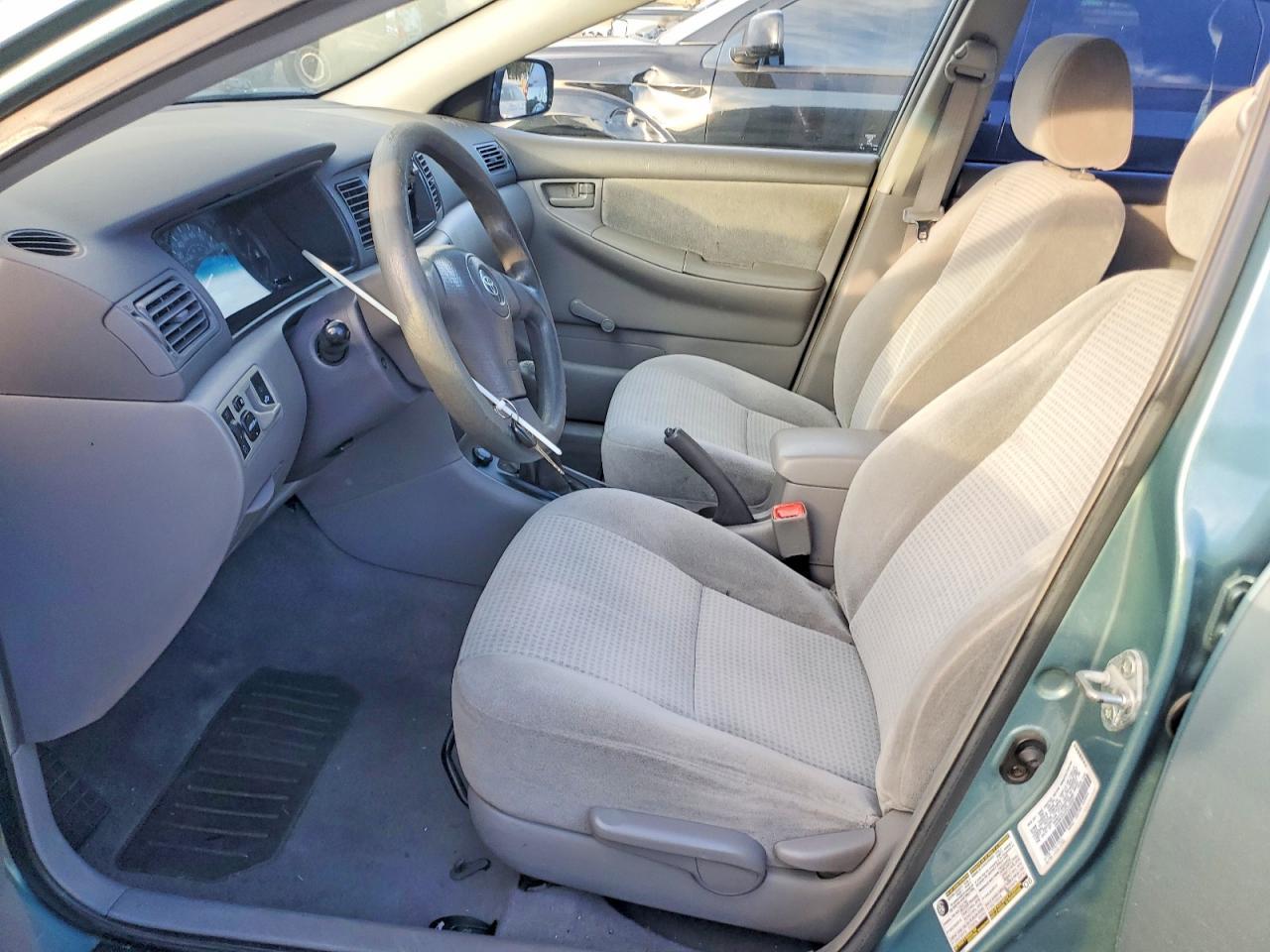 2005 Toyota Corolla ce