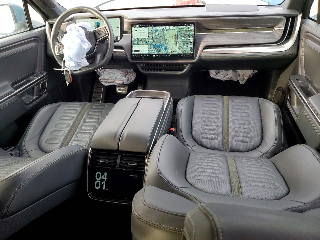 2023 Rivian R1S Adventure