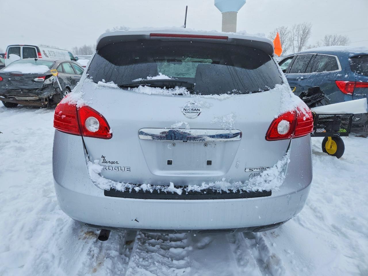 2013 Nissan Rogue s
